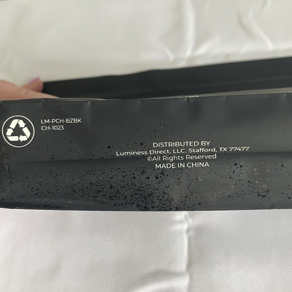 LUMINESS Silk Airbrush Spray Foundation & Primer Kit In Fair Flawless Foundation - Picture 4 of 6